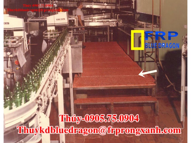 frp-molded-grating-platforms-in-bottling-factory.jpg