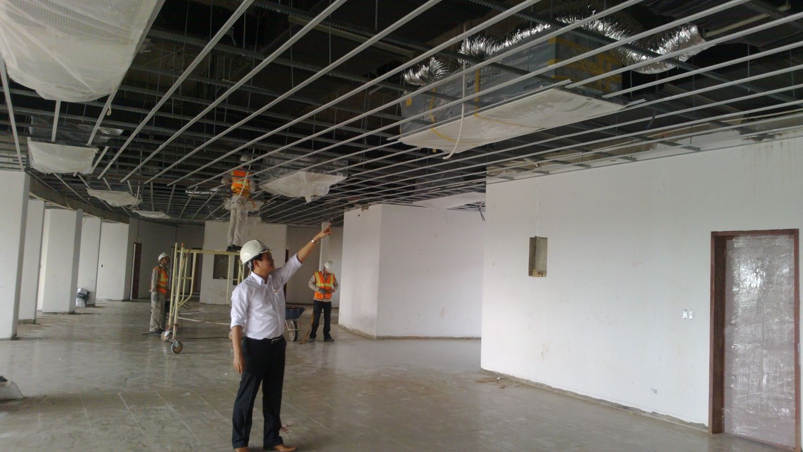 Sửa-chữa-bảo-trì-Nhà-Xưởng-chuyên-nghiệp-giá-rẻ-tại-Bình-Dương (1).jpg