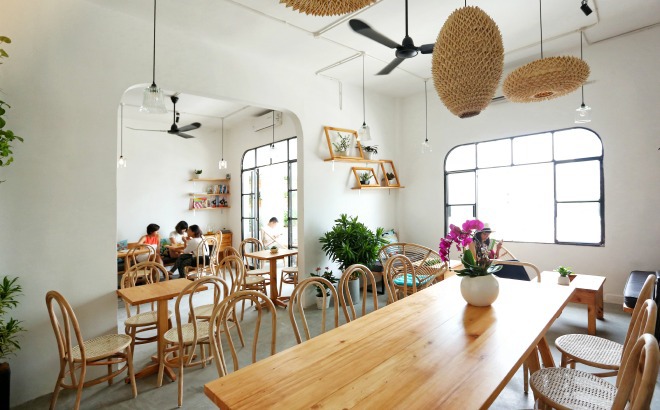 thi-cong-cai-tao-nha-o-thanh-quan-ca-phe-dep-2 - Copy.jpg